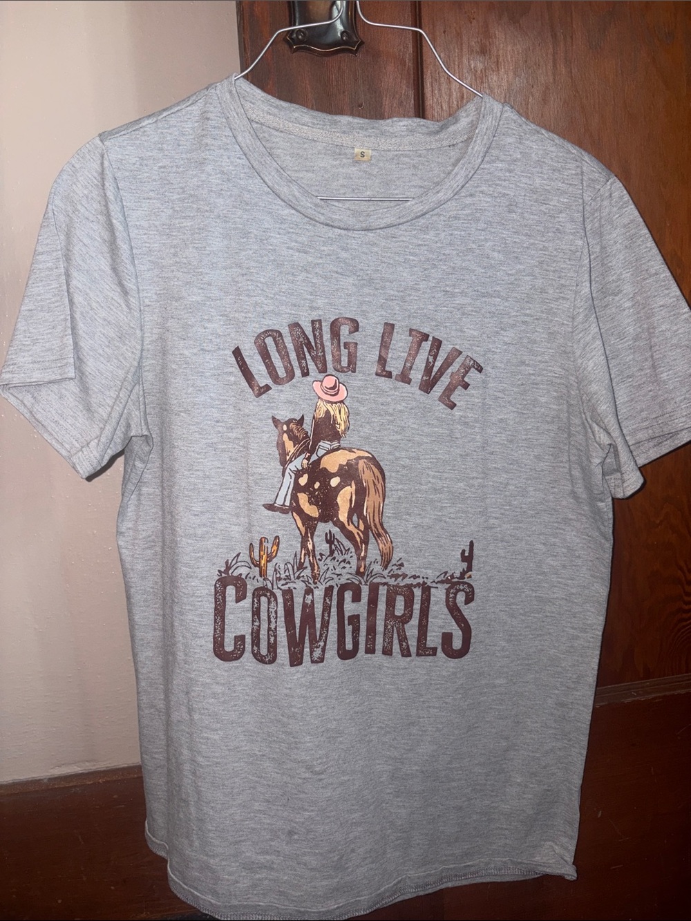 Long Live Cowgirls Graphic Woman’s Tee - Gray